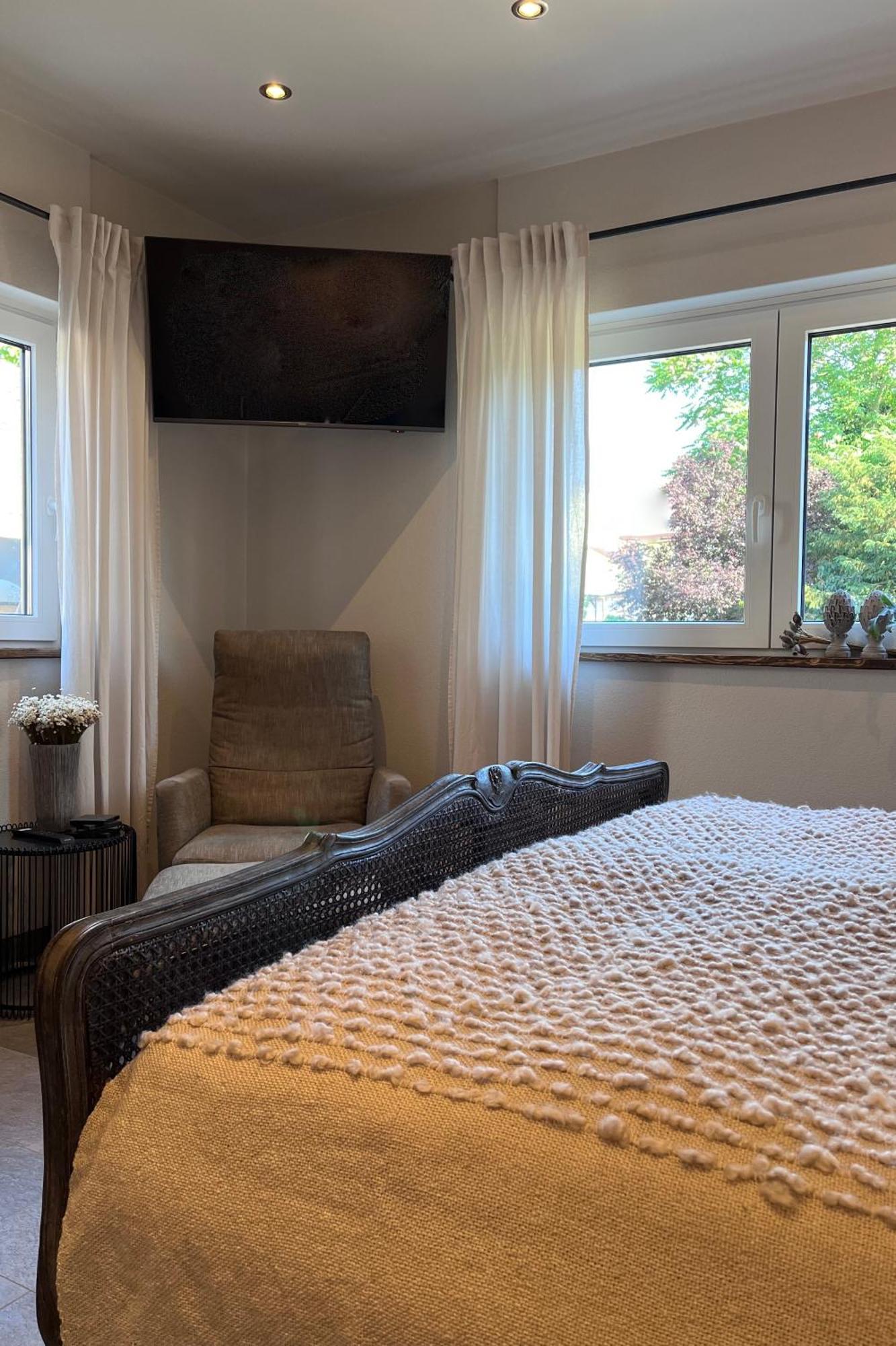 Ferienwohnung Seckenheim - Stilvoll Uebernachten Zwischen Mannheim Und Heidelberg Ideal Fuer Kurztrips المظهر الخارجي الصورة